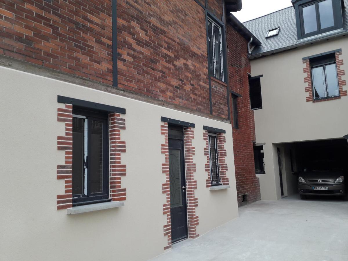 Montluçon Charmes En Ville Le Charme Authentique المظهر الخارجي الصورة